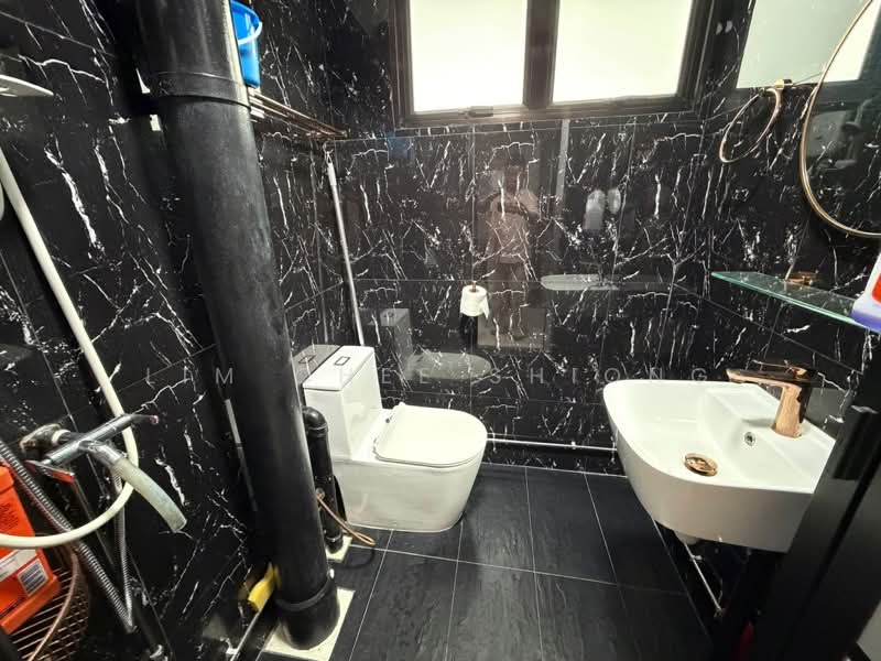 For Sale - 348 Ang Mo Kio Avenue 3