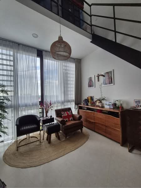 For Rent - The Crest