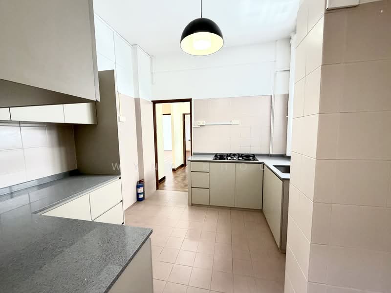 Kim Sia Court, 19 Jalan Jintan, 3 Bedrooms, 1,066 sqft, Apartment For Rent, by Wyna Khoo, 60235570 - Kitchen - PropertyGuru.com.sg