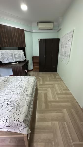 East Meadows, 32 Tanah Merah Kechil Road, Room Rental, 200 sqft, Condominium For Rent, by Lexus Teo, 60235572 - PropertyGuru.com.sg