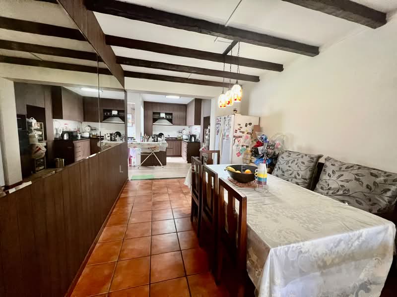 For Sale - 350 Tampines Street 33