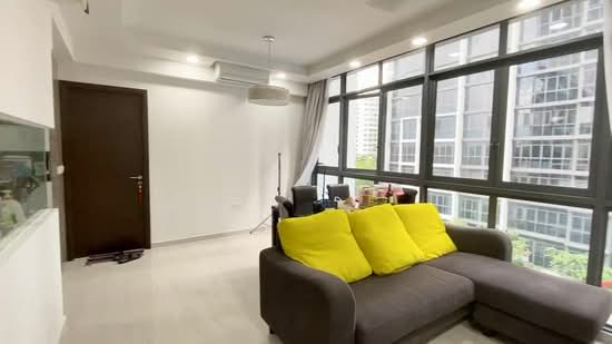 Symphony Suites Condominium For Sale at S$ 1,250,000 | PropertyGuru Singapore