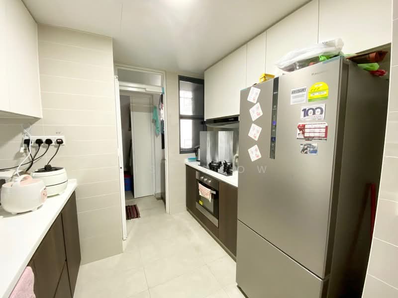 Symphony Suites Condominium For Sale at S$ 1,250,000 | PropertyGuru Singapore