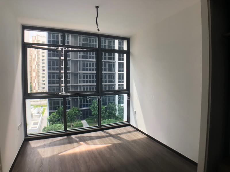 Symphony Suites Condominium For Sale at S$ 1,250,000 | PropertyGuru Singapore