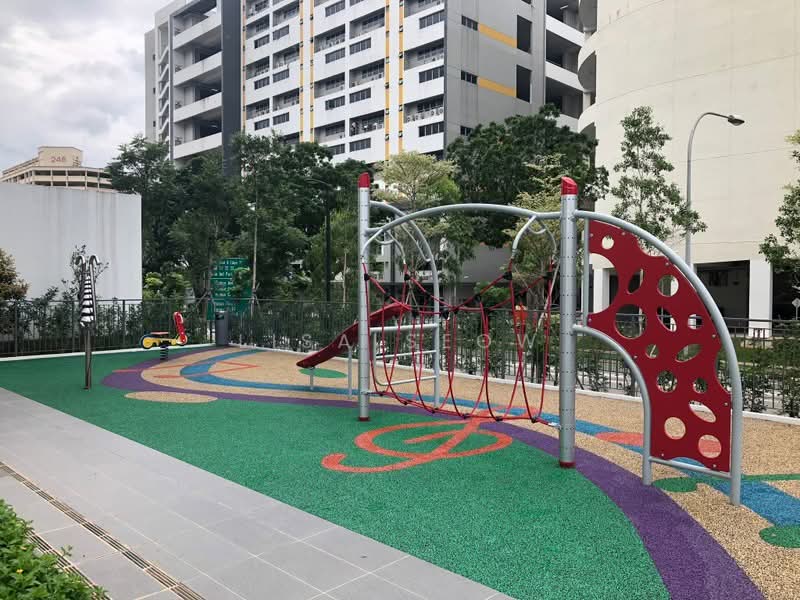 Symphony Suites Condominium For Sale at S$ 1,250,000 | PropertyGuru Singapore