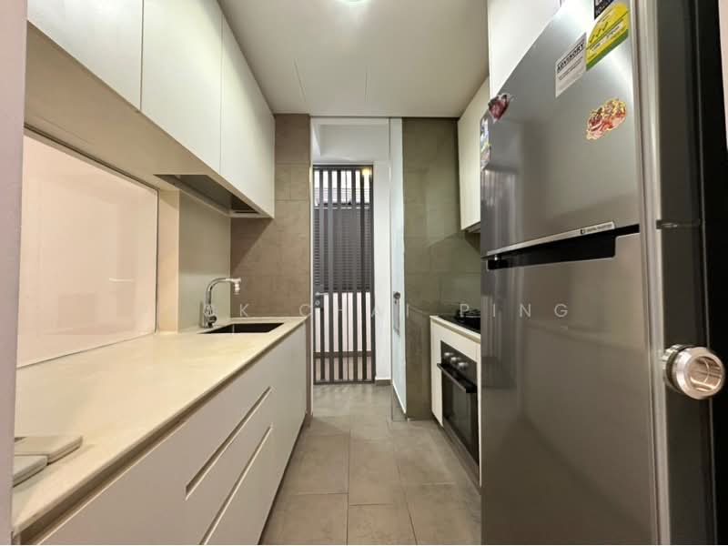 Stratum Condominium For Sale at S$ 1,650,000 | PropertyGuru Singapore - Kitchen