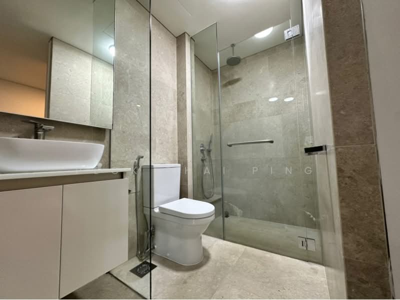 Stratum Condominium For Sale at S$ 1,650,000 | PropertyGuru Singapore - Master bedroom ensuite