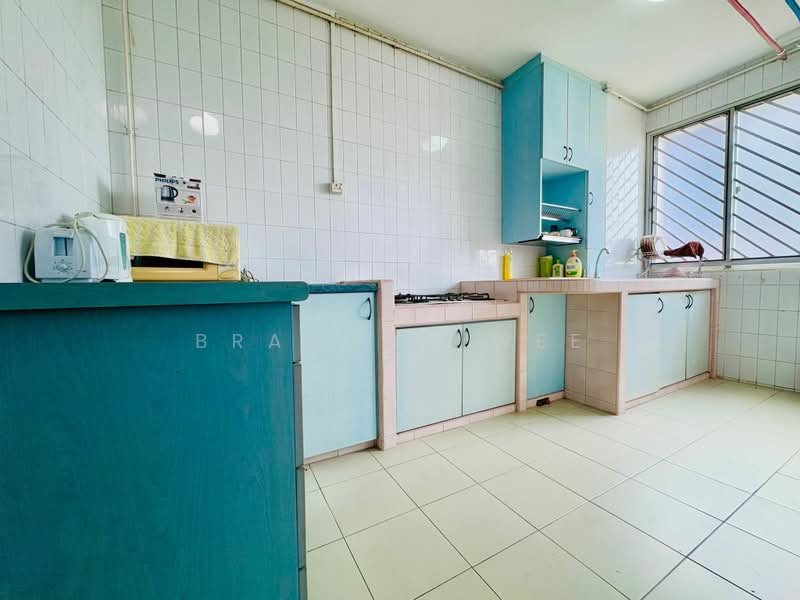 913 Jurong West Street 91, 913 Jurong West Street 91, 3 Bedrooms, 1,119 sqft, HDB Flat For Sale, by Brandon Wee, 60235772 - Kitchen - PropertyGuru.com.sg
