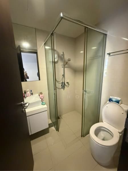 For Rent - Regent Residences