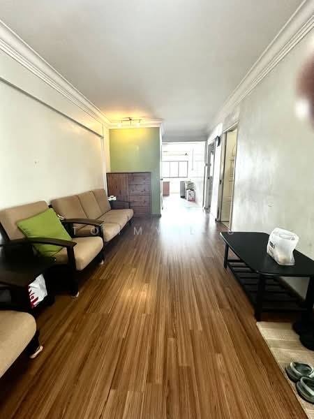 For Sale - 218 Serangoon Avenue 4