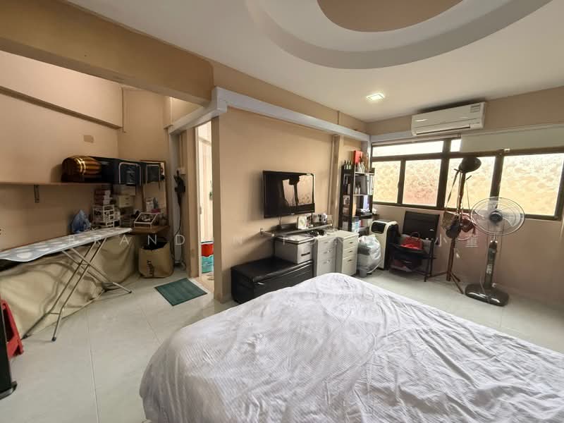 427 Jurong West Avenue 1 HDB Flat For Sale at S$ 633,000 | PropertyGuru Singapore