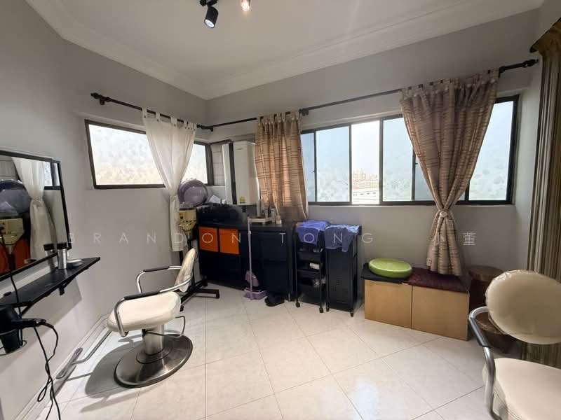 427 Jurong West Avenue 1 HDB Flat For Sale at S$ 633,000 | PropertyGuru Singapore