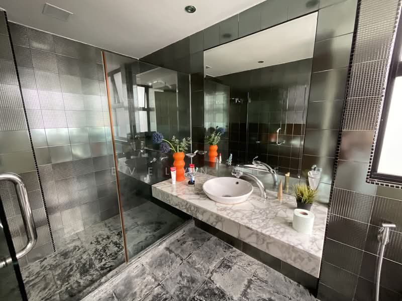 Balmoral Gate Condominium For Sale at S$ 3,100,000 | PropertyGuru Singapore