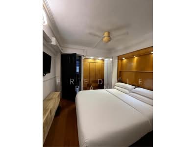 For Sale - 3 Queen's Road