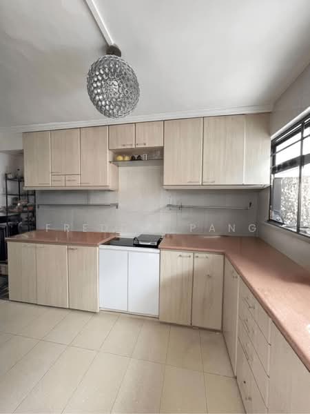 For Sale - 3 Queen's Road