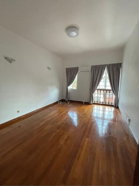 Mera Terrace, 177 Seagull Walk, 4 Bedrooms, 3,000 sqft, Terraced House For Rent, by Jenny YEO, 60236022 - PropertyGuru.com.sg