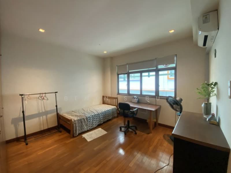 Seven bedrooms Semi D | Peaceful, Elevated | Sell vacant Semi-Detached House For Sale at S$ 6,800,000 | PropertyGuru Singapore