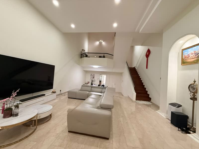 Eminence Landed Star buy 3 Sty Terrace @ Kovan Estate, Kovan Road, Hougang, Poh Huat Road, Kang Choo Bin, Highland Road, 4 Bedrooms, 2,800 sqft, Terraced House For Sale, by Roy Lee, 60236091 - Living Room - PropertyGuru.com.sg