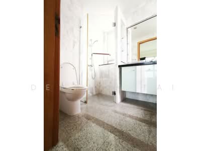For Rent - Goldenhill Park Condo