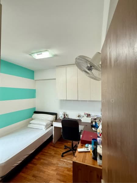 Orchid Park Condominium Condominium For Sale at S$ 1,360,000 | PropertyGuru Singapore