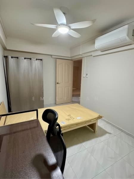 445 Choa Chu Kang Avenue 4, 445 Choa Chu Kang Avenue 4, Room Rental, 150 sqft, HDB Flat For Rent, by Emily Tan, 60236271 - PropertyGuru.com.sg