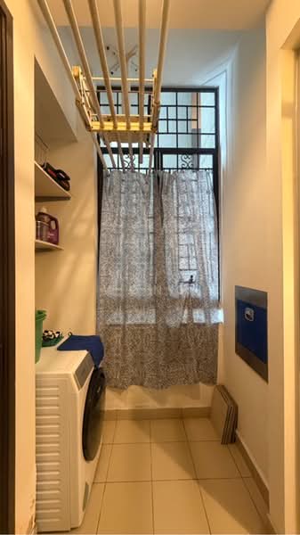 Regent Heights Condominium For Sale at S$ 1,090,000 | PropertyGuru Singapore