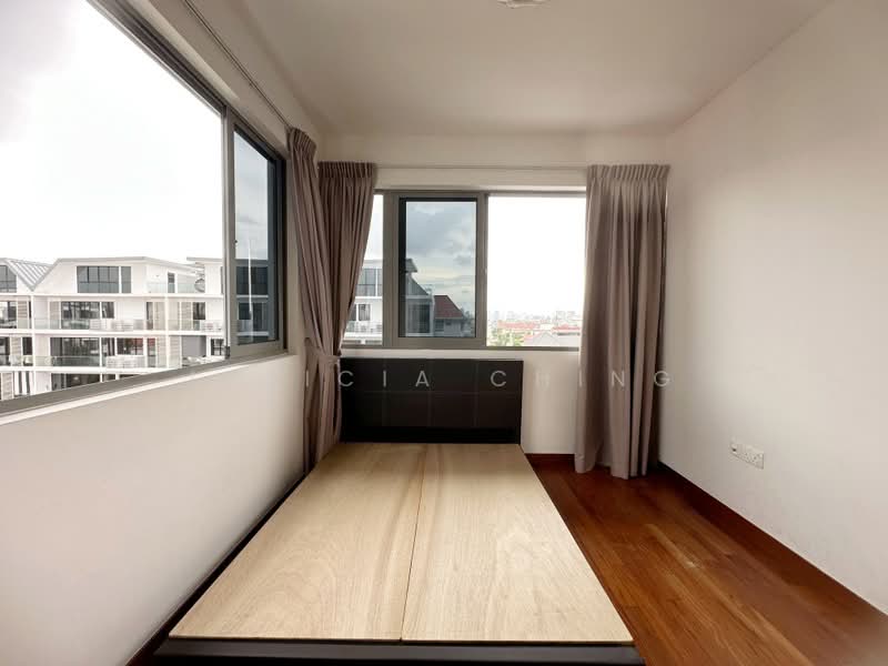 For Rent - Laverne's Loft