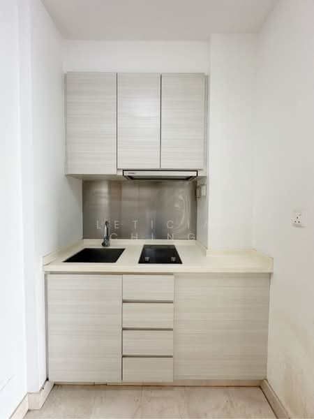 For Rent - Laverne's Loft