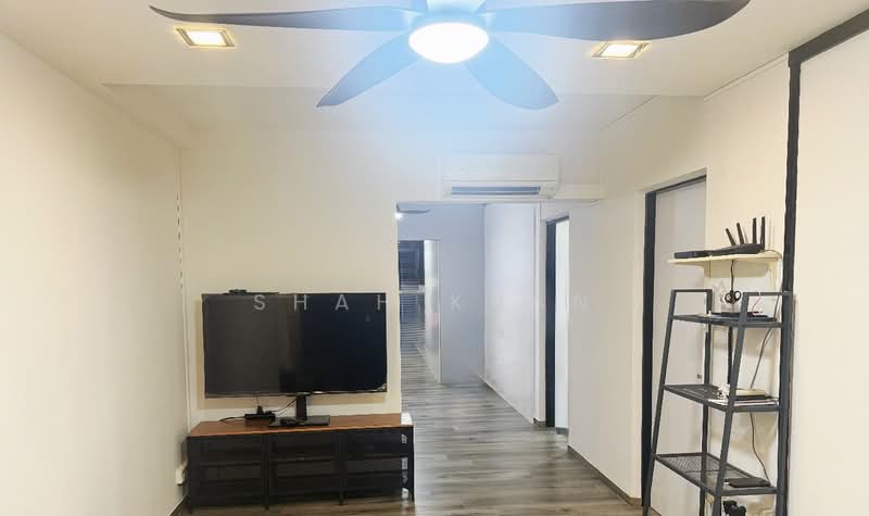 205 Petir Road HDB Flat For Sale at S$ 429,000 | PropertyGuru Singapore - Living Room