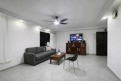 For Sale - 407 Sembawang Drive