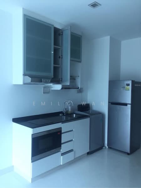 Parc Rosewood, 77 Rosewood Drive, 1 Bedroom, 431 sqft, Condominium For Sale, by Emily Wan, 60236575 - Induction cooking - PropertyGuru.com.sg