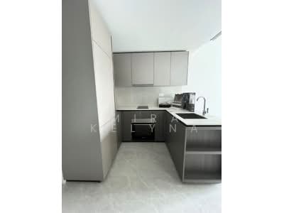 For Rent - Piccadilly Grand