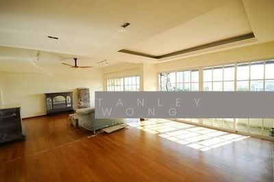 For Rent - Neptune Court