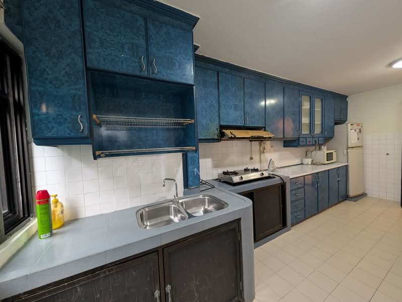 For Rent - 206 Marsiling Drive