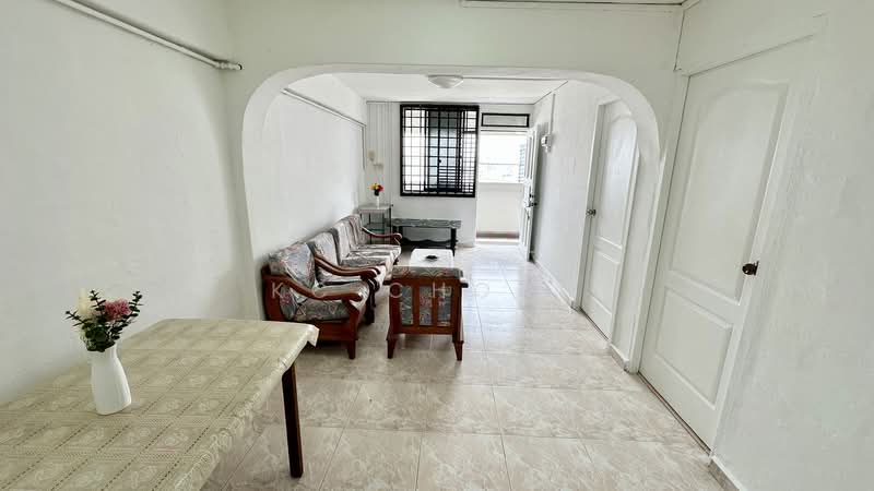 211 Boon Lay Place HDB Flat For Sale at S$ 360,000 | PropertyGuru Singapore