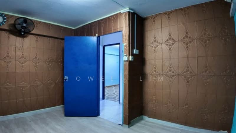 106 Woodlands Street 13 HDB Flat For Sale at S$ 599,000 | PropertyGuru Singapore