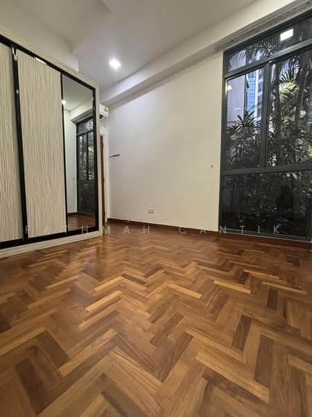 Regentville, 2 Hougang Street 92, Hougang / Punggol / Sengkang, 2 Bedrooms, 1,163 sqft, Condominium For Sale, by Fathmah Cantik, 60236746 - Common Bedroom - PropertyGuru.com.sg