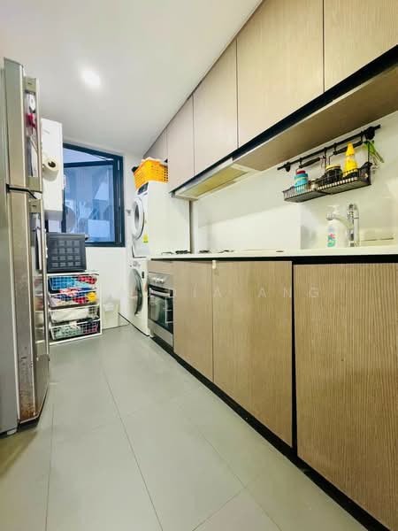 Riverparc Residence, 90 Punggol Drive, 3 Bedrooms, 1,227 sqft, Executive Condominium For Sale, by Claudia Ang, 60236808 - Kitchen - PropertyGuru.com.sg