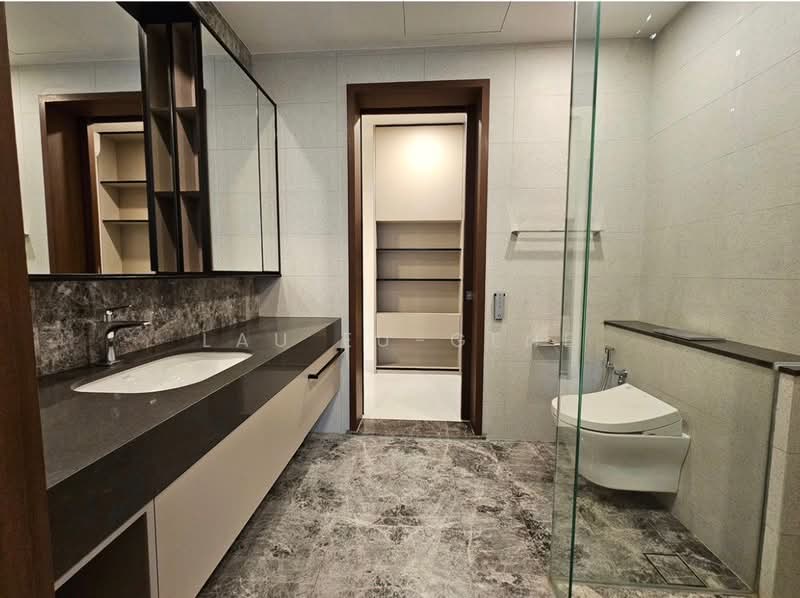 Parksuites Condominium For Sale at S$ 1,793,505 | PropertyGuru Singapore