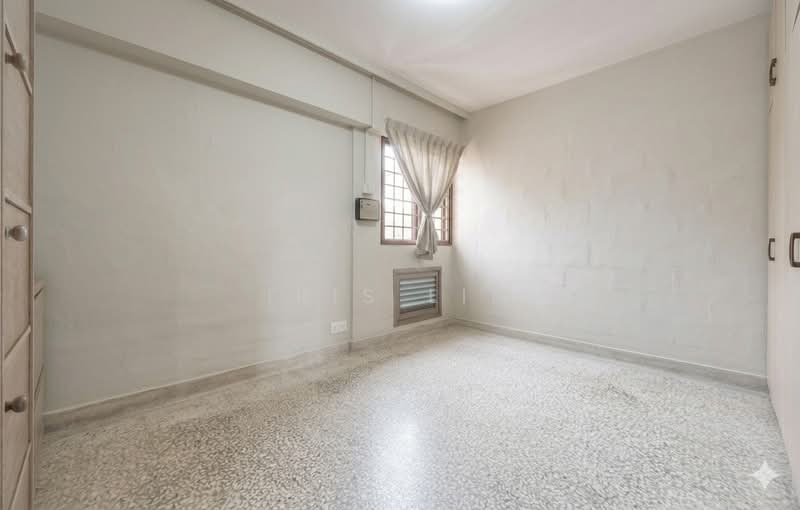 24 Marsiling Drive, 24 Marsiling Drive, 3 Bedrooms, 990 sqft, HDB Flat For Sale, by Iris Lim, 60236954 - Bedroom 2 - PropertyGuru.com.sg