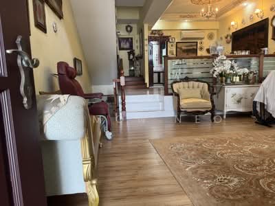 For Sale - Loyang Villas