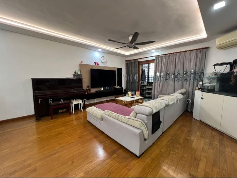 For Sale - 233 Compassvale Walk