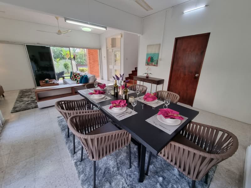 CLEMENTI PARK Bungalow House For Sale at S$ 14,133,000 | PropertyGuru Singapore