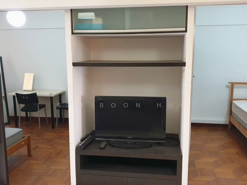 12 Holland Avenue, 12 Holland Avenue, 2 Bedrooms, 699 sqft, HDB Flat For Sale, by Sim Boon Hui, 60237128 - PropertyGuru.com.sg