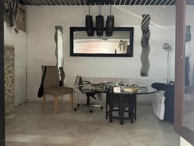 For Sale - 3 Beach Road