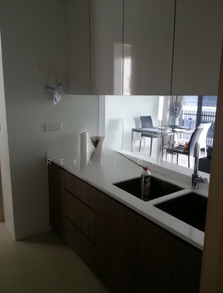NV RESIDENCES, 97 PASIR RIS GROVE, 3 Bedrooms, 1,270 sqft, Condominium For Rent, by Rekael Das, 60237266 - Kitchen - PropertyGuru.com.sg