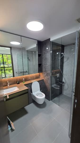 Tembusu Grand, , 2 Bedrooms, 743 sqft, Condominium For Rent, by Foo Mei Ling, 60237297 - Bathroom - PropertyGuru.com.sg