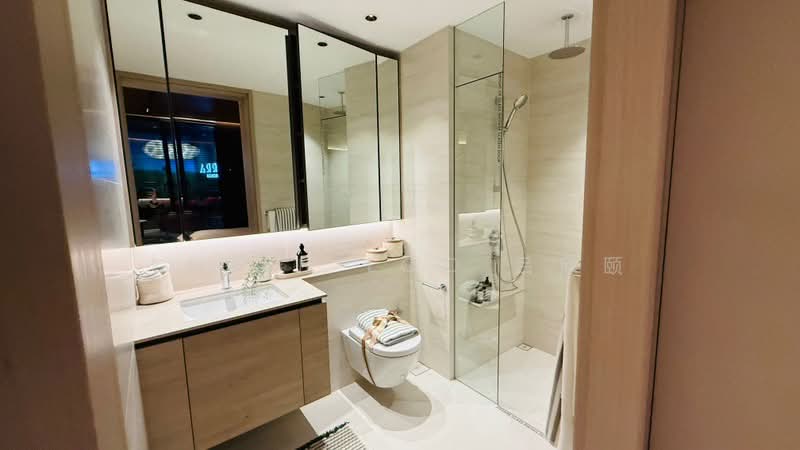 1km to Bukit Panjang Pri cheaper than resale Condominium For Sale at S$ 3,800,000 | PropertyGuru Singapore