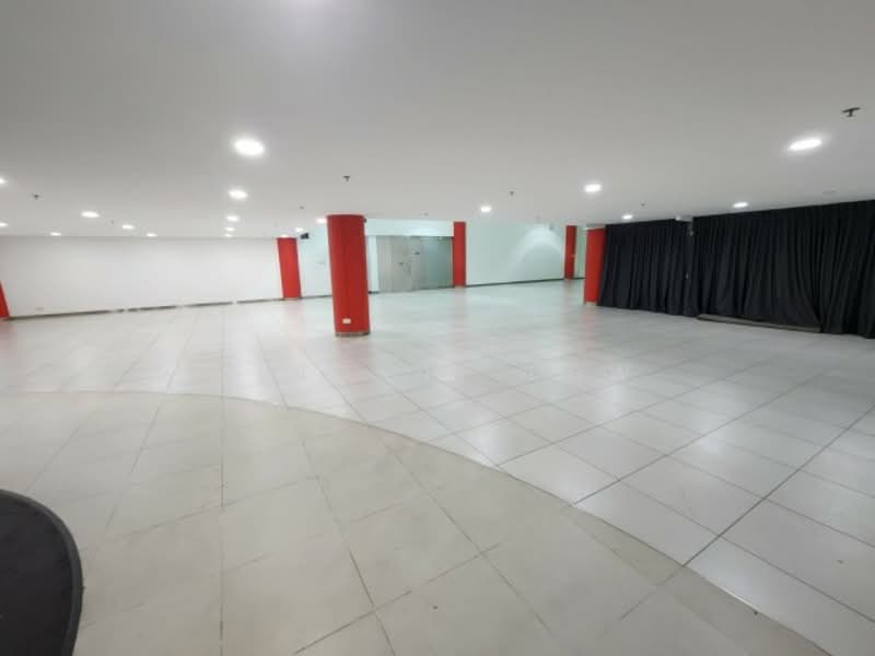 Ground Floor Canteen / Showroom / B1 usage at Toa Payoh, Lorong 8 Toa Payoh, 6,041 sqft, Food & Beverage For Rent, by Vincent Low, 60237392 - CommercialGuru.com.sg