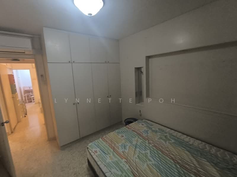608 Ang Mo Kio Avenue 5, 608 Ang Mo Kio Avenue 5, 2 Bedrooms, 721 sqft, HDB Flat For Sale, by Lynnette Poh, 60237458 - Bedroom - PropertyGuru.com.sg